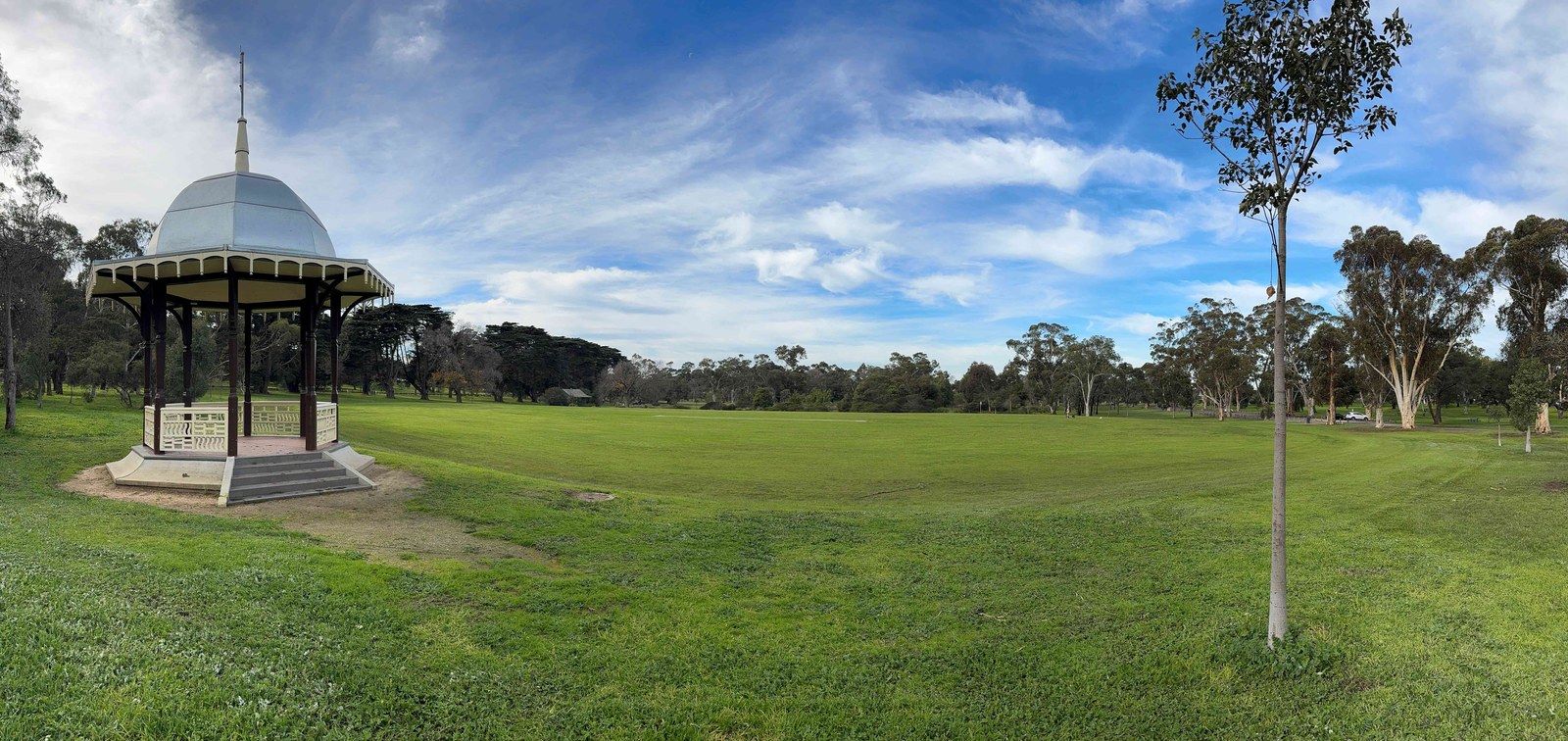 Panoramic view looking east towards the rotunda at Eastern Park No. 3